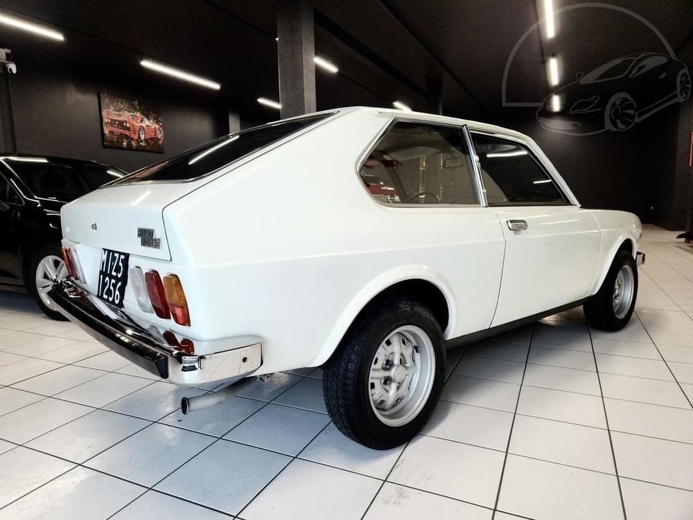 1975 Fiat 128 - 13