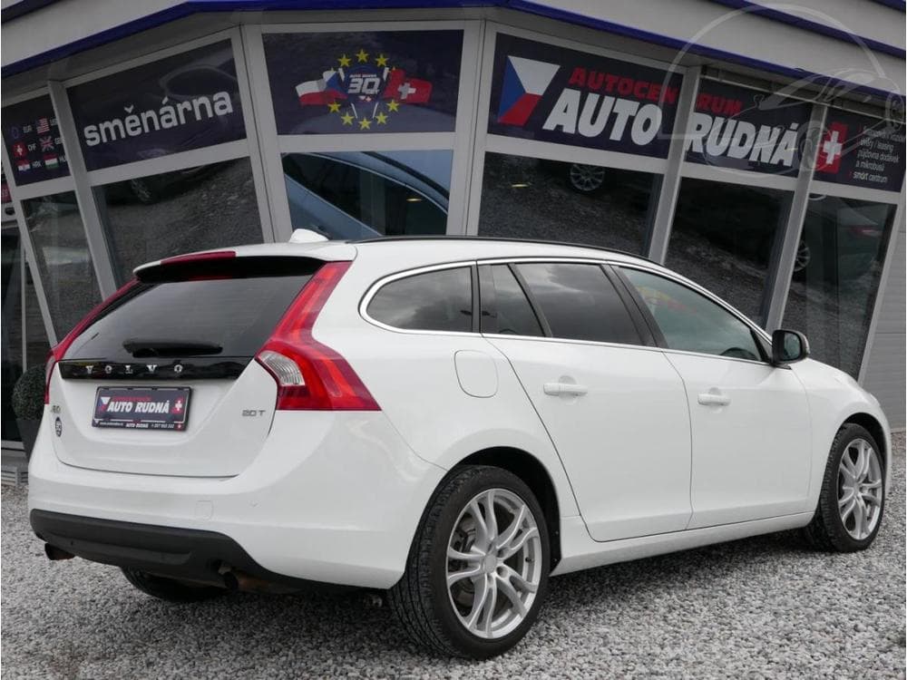 2010 Volvo V60 - 9