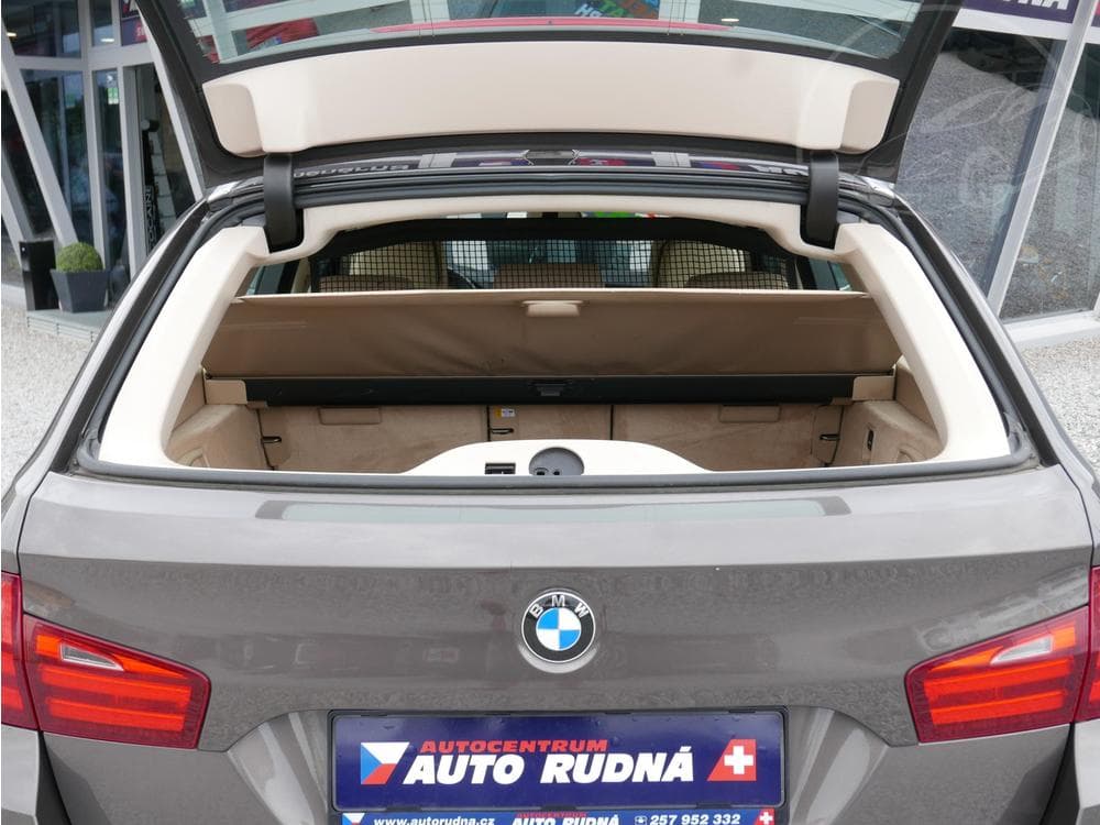 2012 BMW 5-SERIES - 13