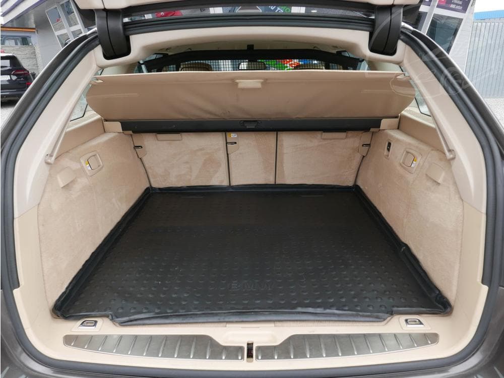 2012 BMW 5-SERIES - 14