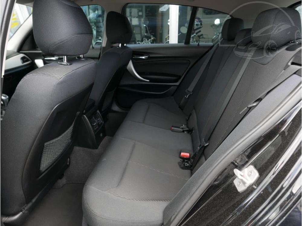 2013 BMW 1-Series - 17