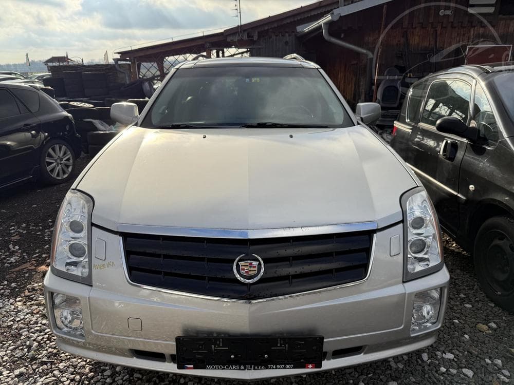 2007 Cadillac SRX - 4