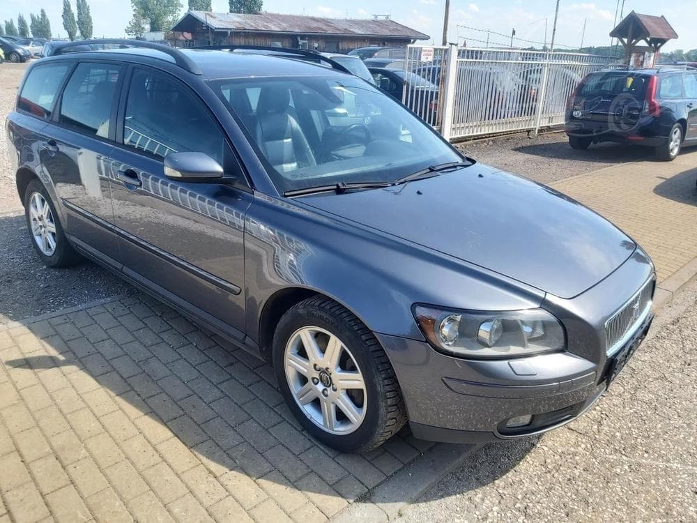 2005 Volvo V50 - 17