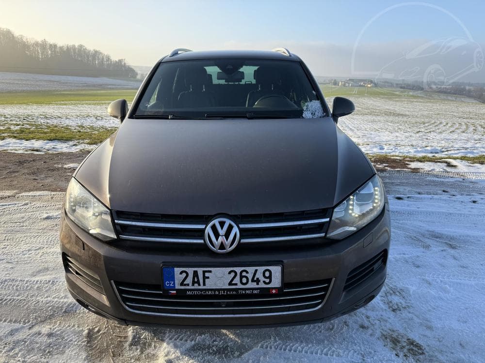 2011 Volkswagen Touareg - 5