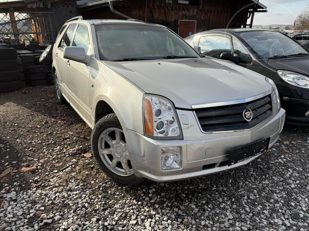 2007 Cadillac SRX - 5