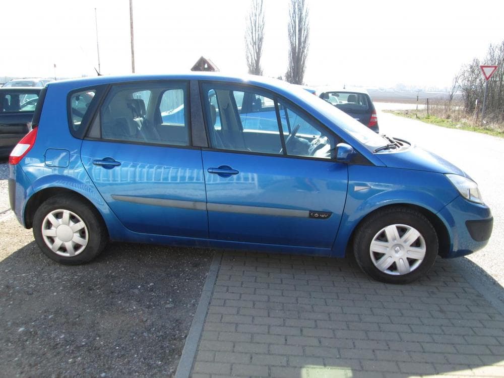 2005 Renault MEGANE - 6
