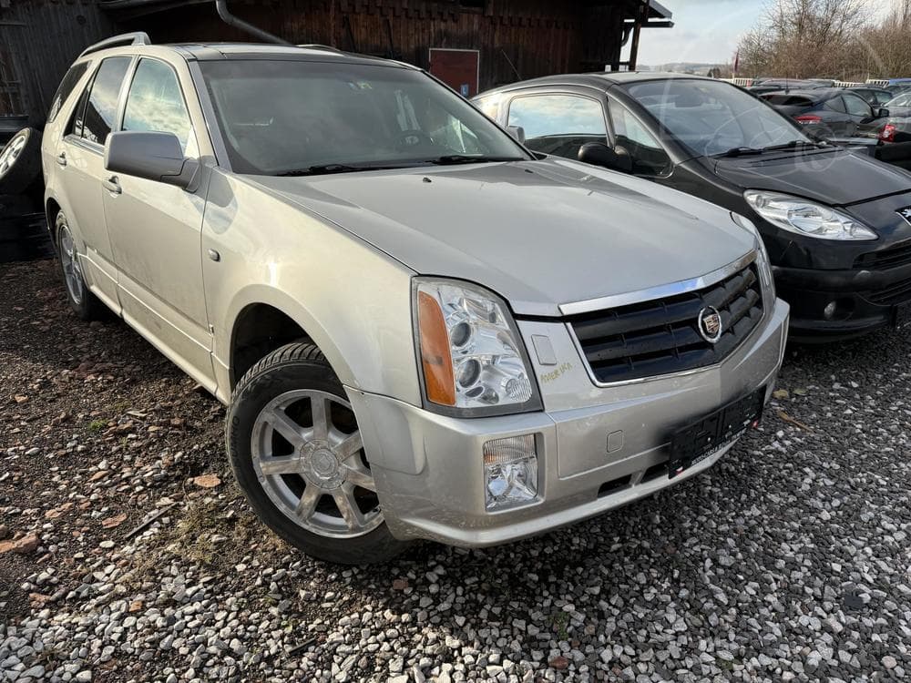 2007 Cadillac SRX - 6