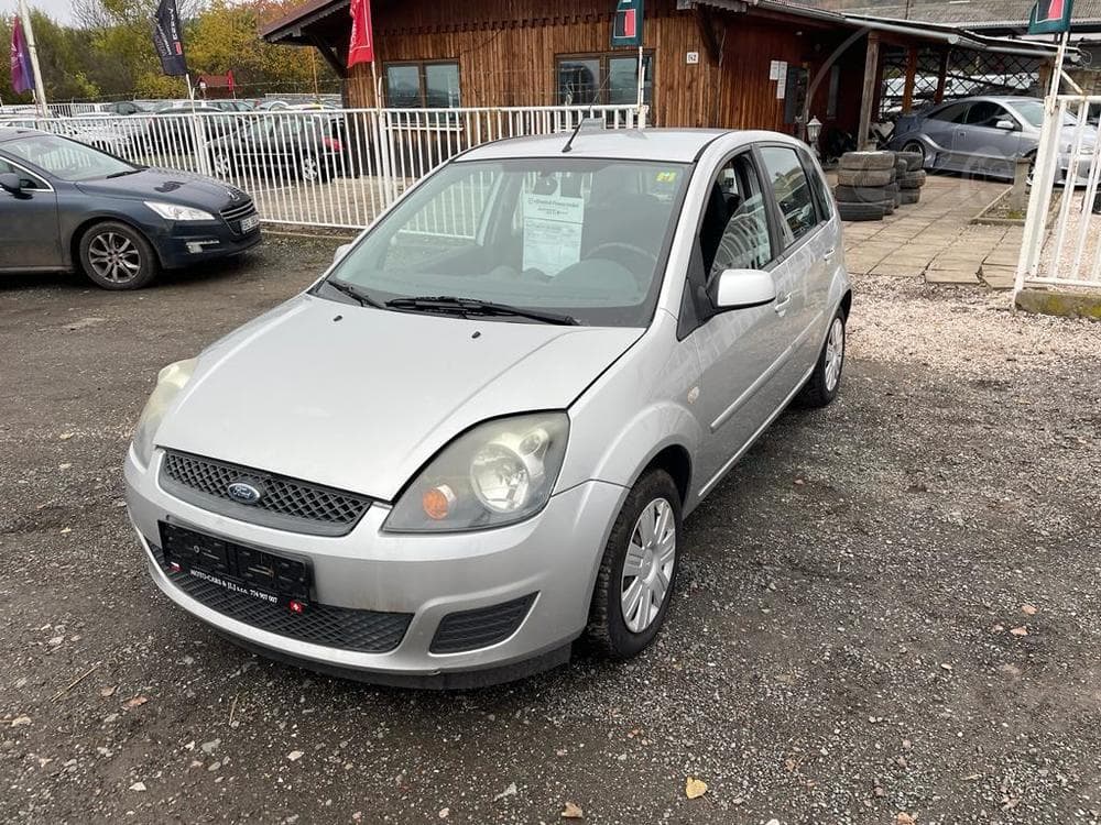 2007 Ford FIESTA - 8
