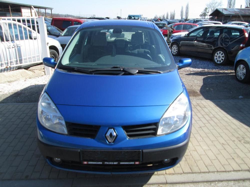 2005 Renault MEGANE - 9