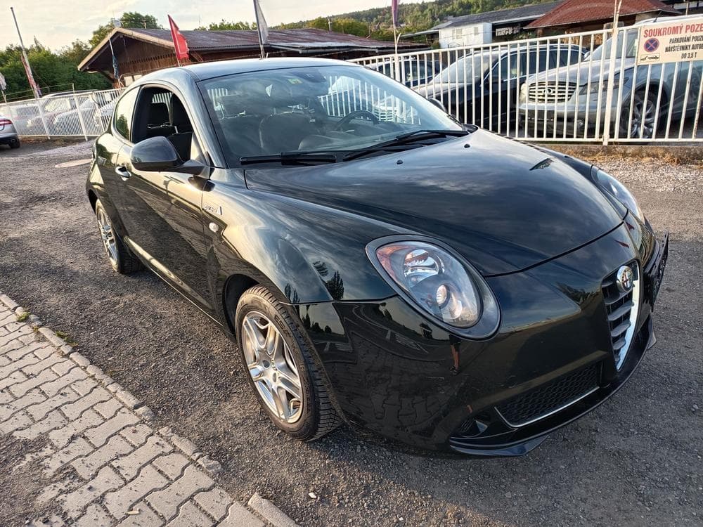2015 Alfa Romeo MITO - 17