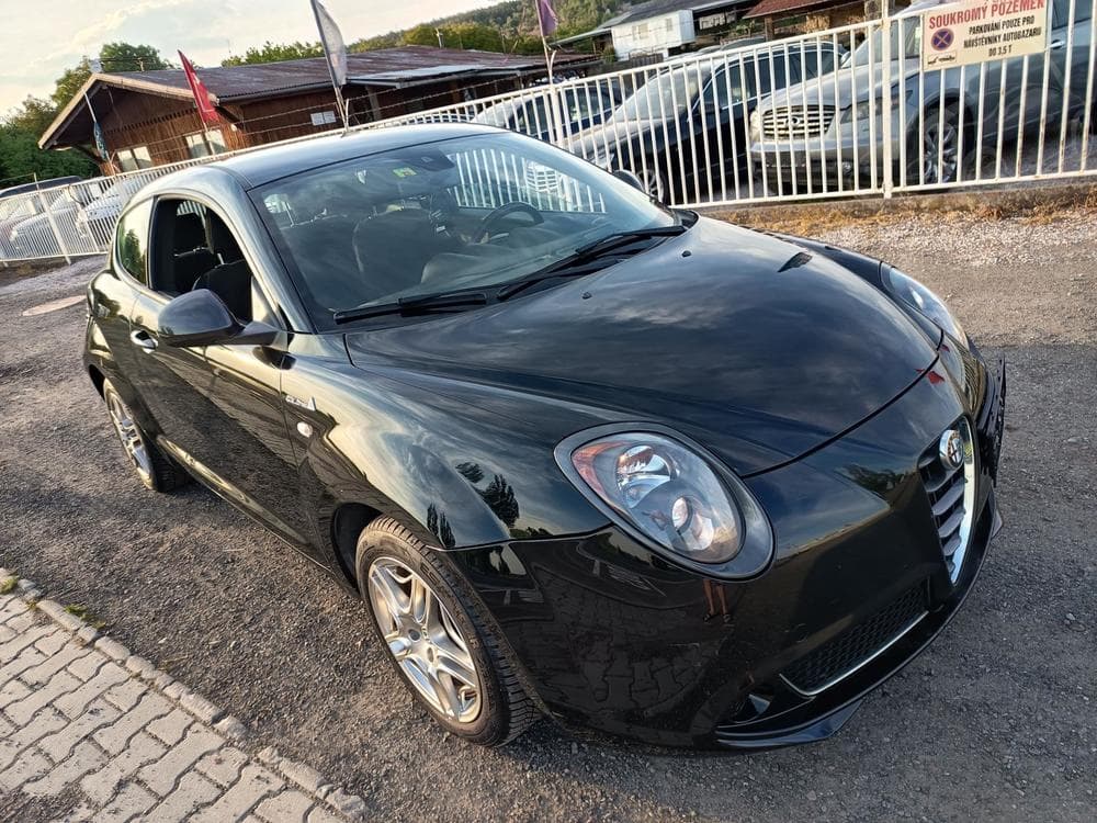 2015 Alfa Romeo MITO - 19