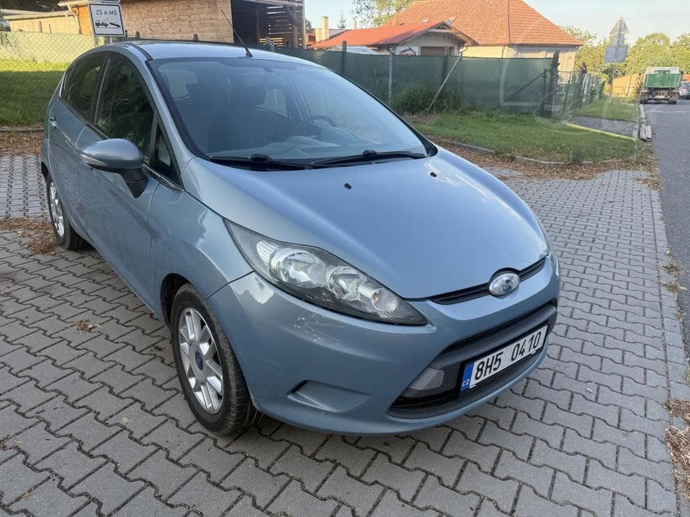 2009 Ford FIESTA - 11