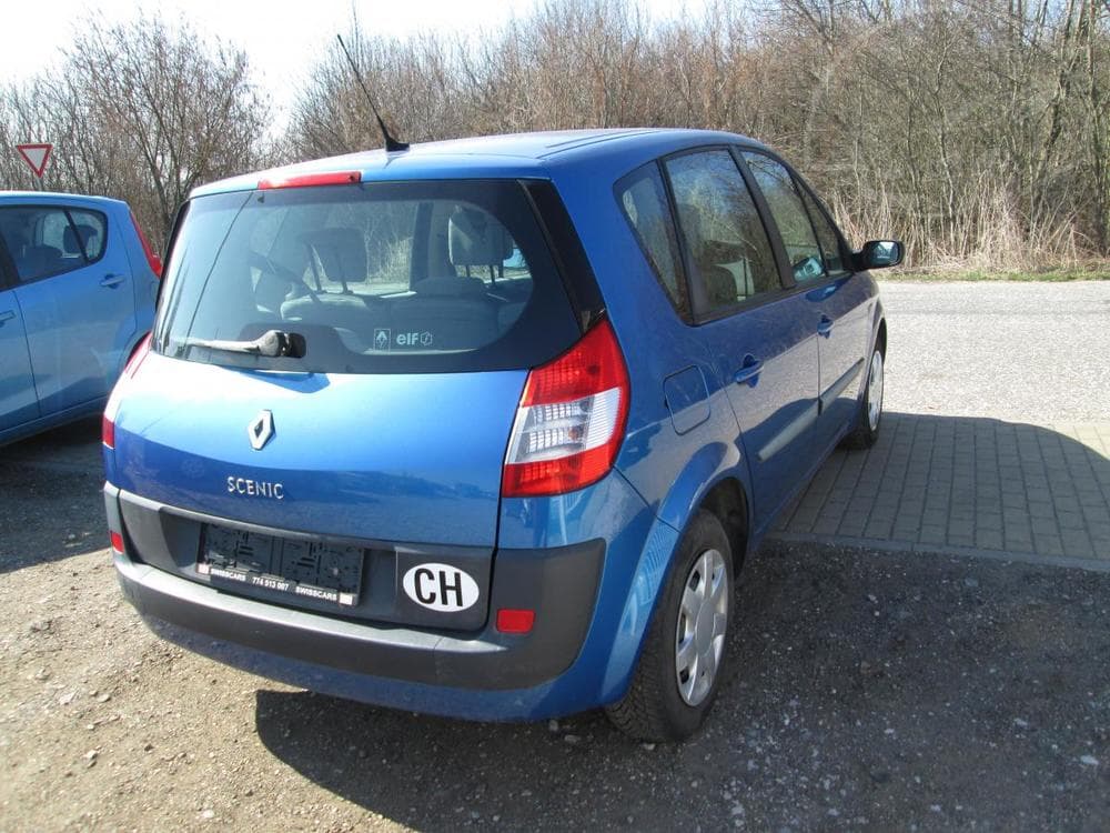 2005 Renault MEGANE - 12