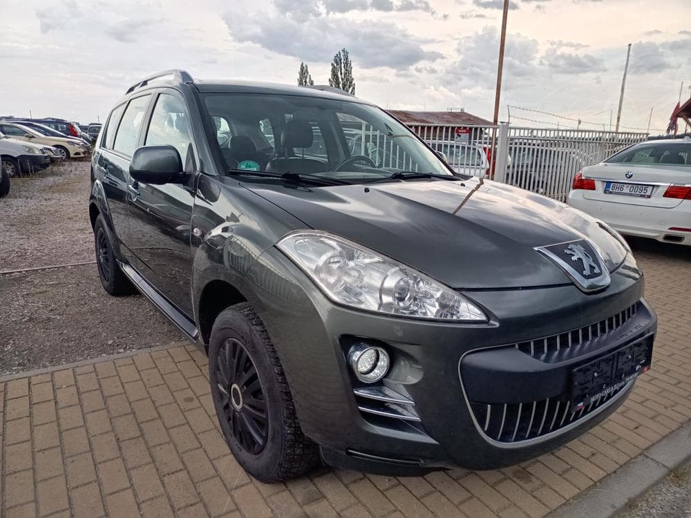 2008 Peugeot 4007 - 12