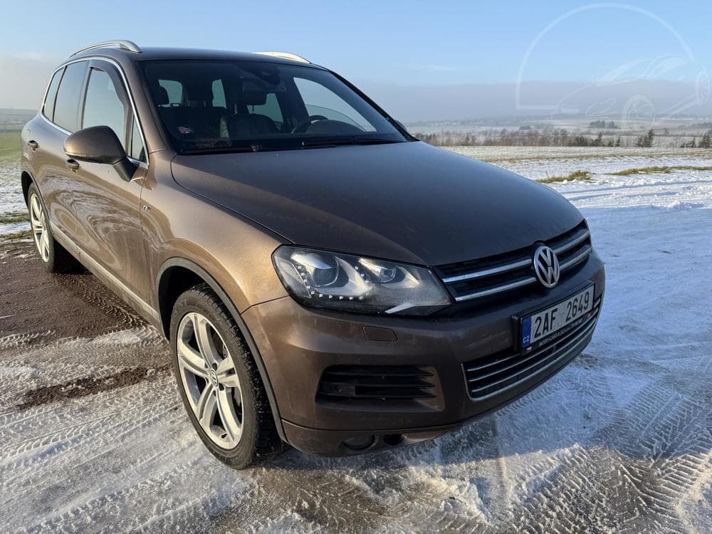 2011 Volkswagen Touareg - 13