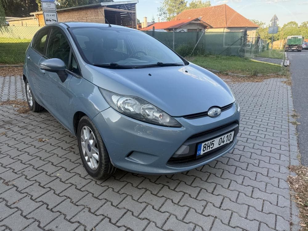 2009 Ford FIESTA - 13
