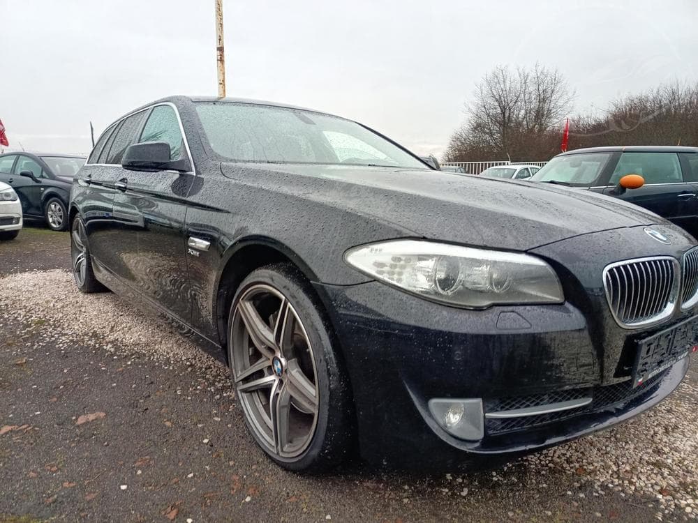 2011 BMW 5-SERIES - 13