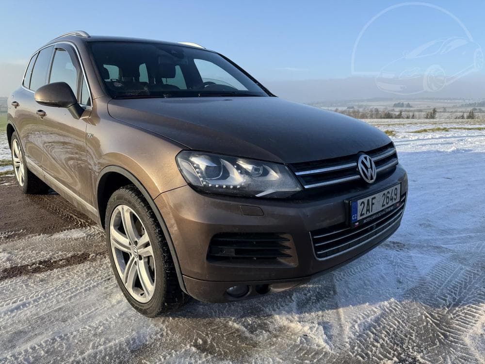 2011 Volkswagen Touareg - 14