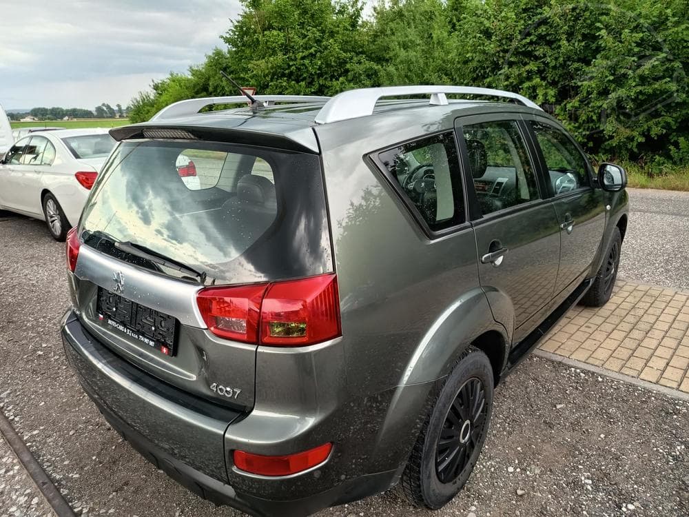 2008 Peugeot 4007 - 14