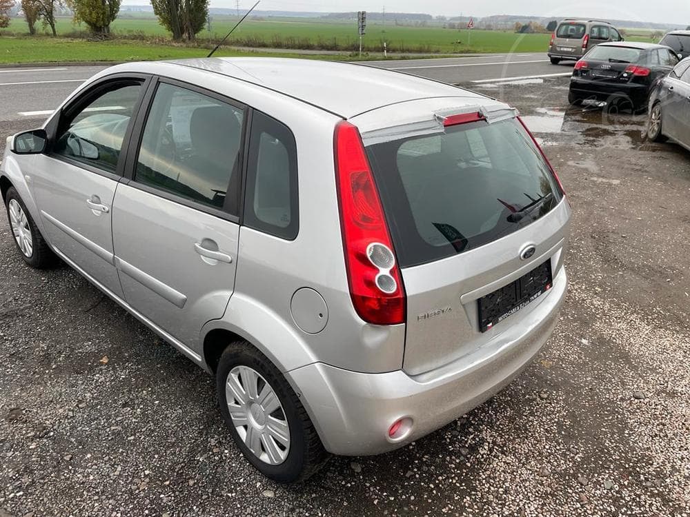 2007 Ford FIESTA - 15