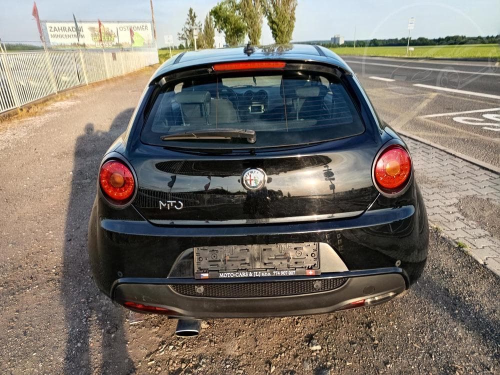 2015 Alfa Romeo MITO - 29
