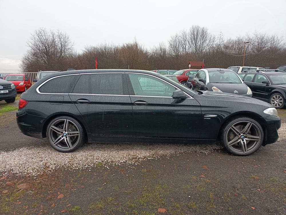 2011 BMW 5-SERIES - 15