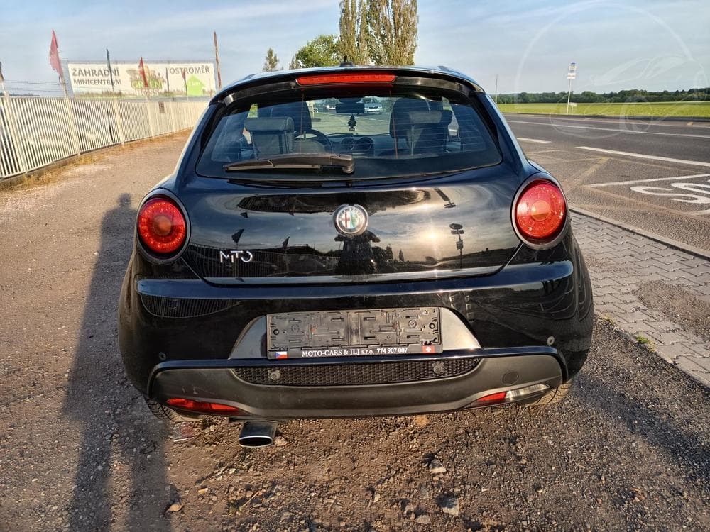 2015 Alfa Romeo MITO - 31