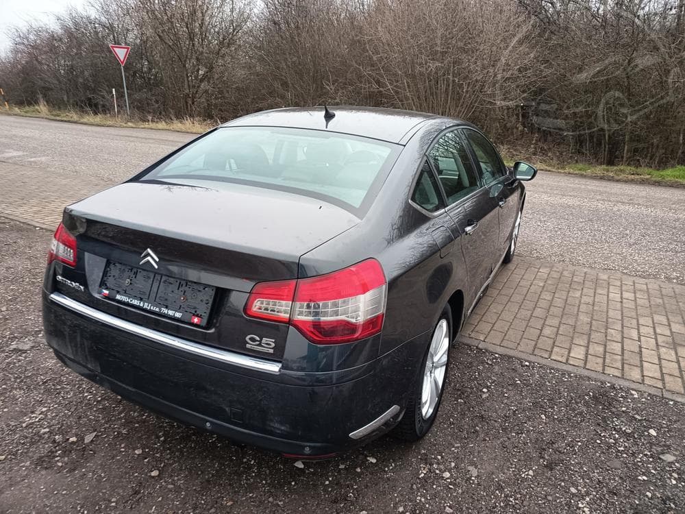 2011 Citroen C5 - 16