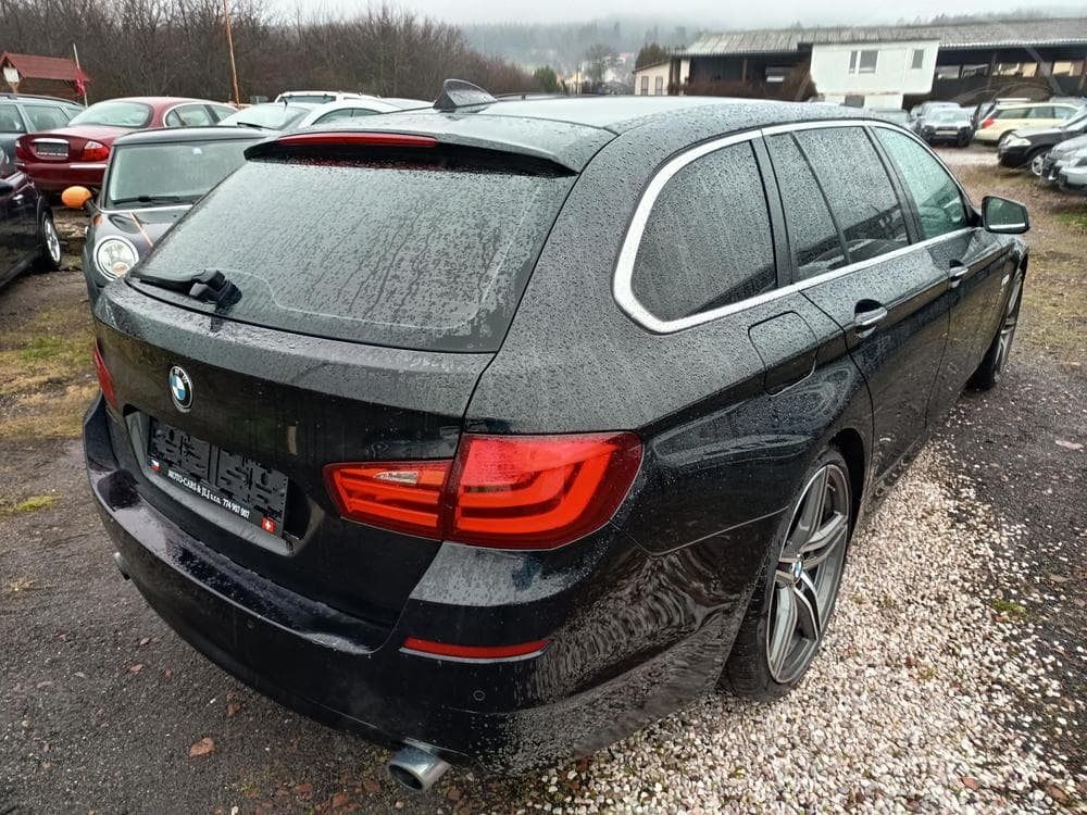 2011 BMW 5-SERIES - 17