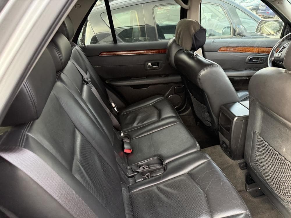 2007 Cadillac SRX - 18