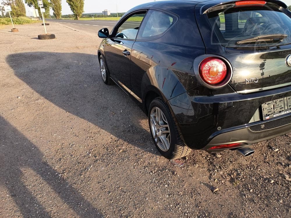 2015 Alfa Romeo MITO - 35