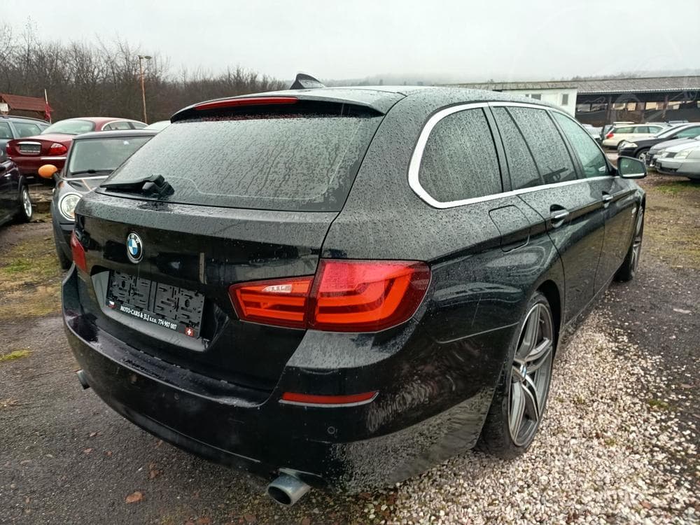 2011 BMW 5-SERIES - 18