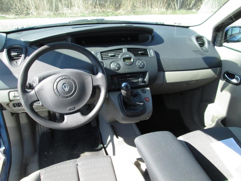 2005 Renault MEGANE - 20