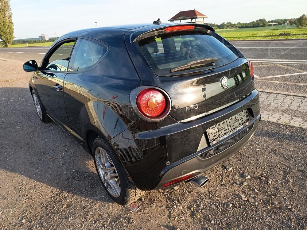 2015 Alfa Romeo MITO - 39