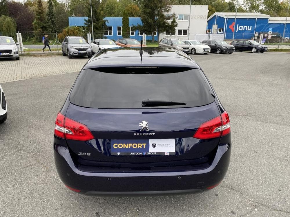 2018 Peugeot 308 - 8
