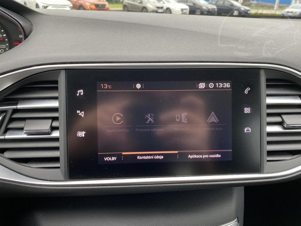 2018 Peugeot 308 - 18