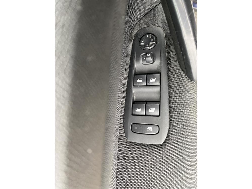 2018 Peugeot 308 - 19