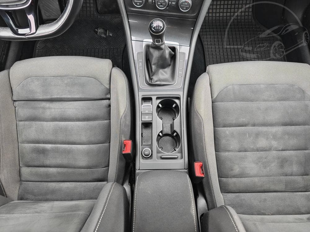 2018 Volkswagen GOLF - 9