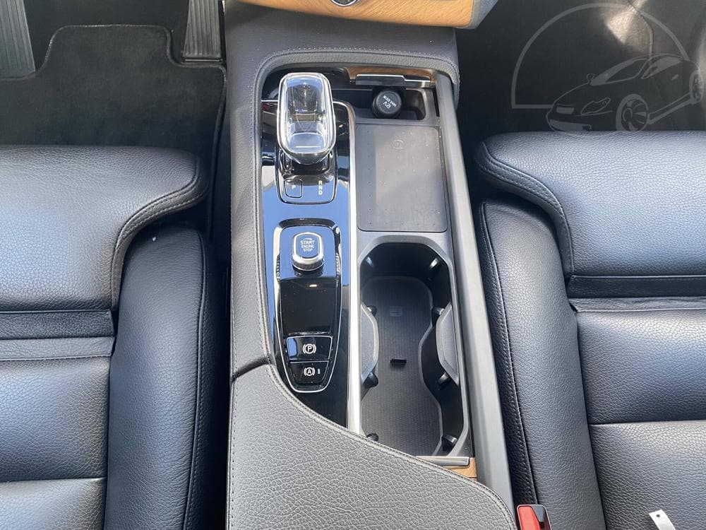 2022 Volvo Xc60 - 10