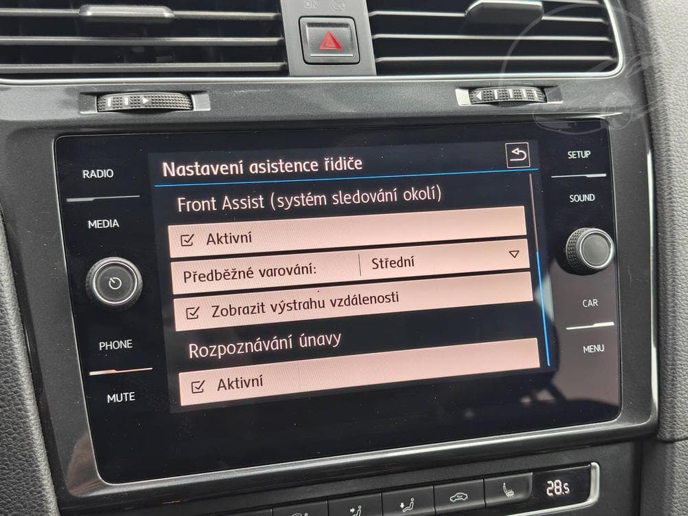2018 Volkswagen GOLF - 17