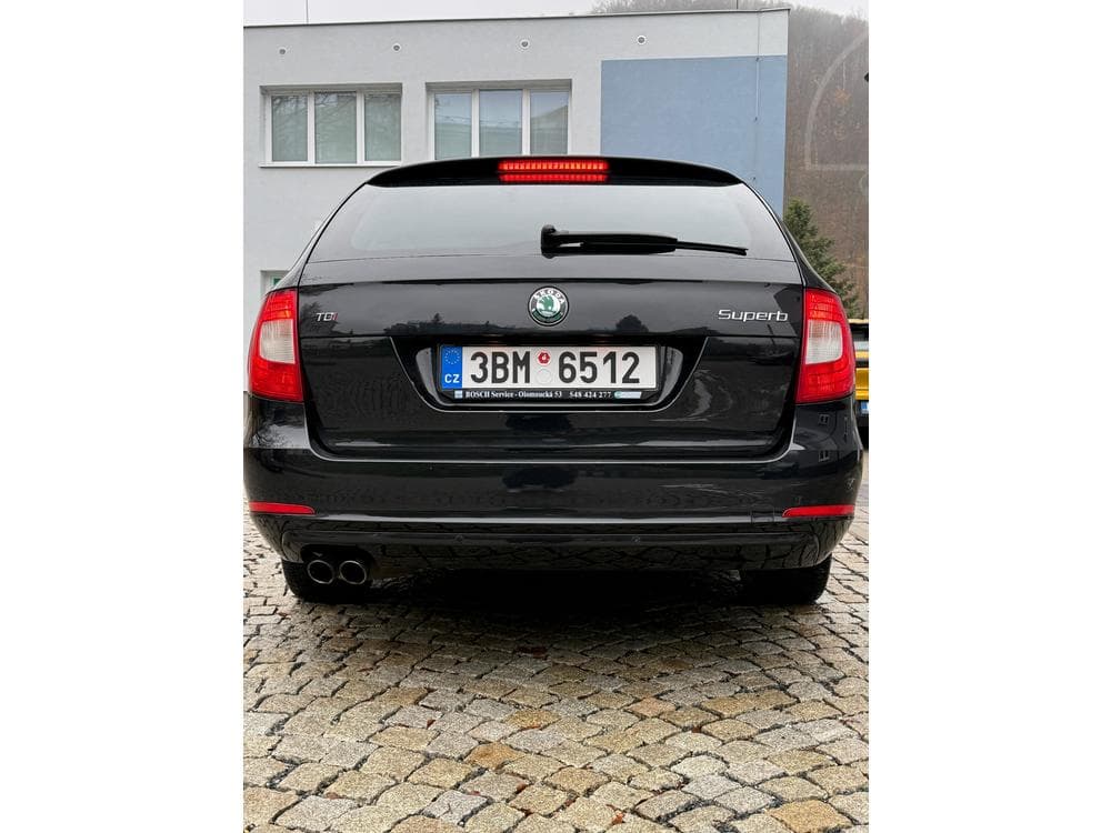 2012 Škoda SUPERB - 9