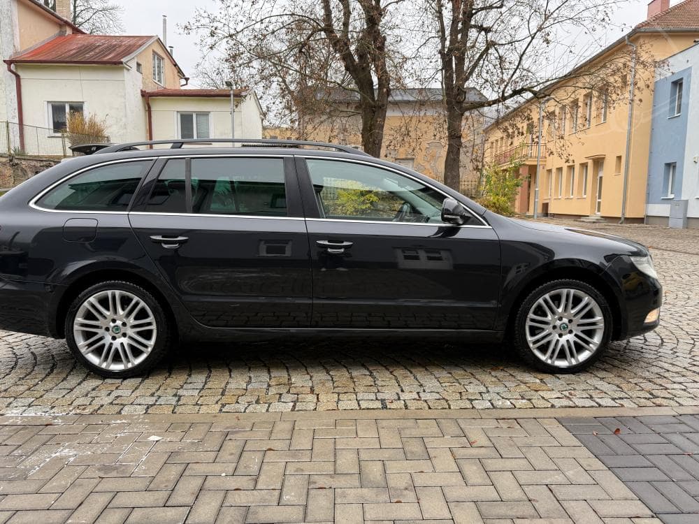 2012 Škoda SUPERB - 33