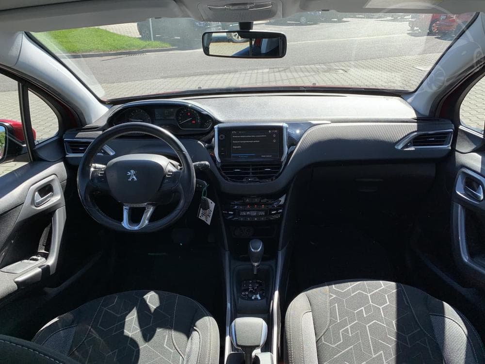 2017 Peugeot 2008 - 15