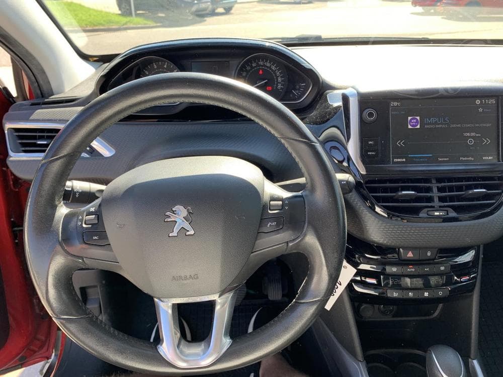 2017 Peugeot 2008 - 16
