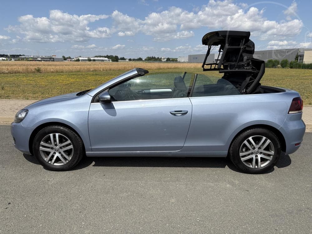 2012 Volkswagen GOLF - 11