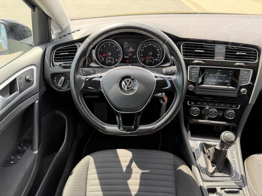 2015 Volkswagen GOLF - 25