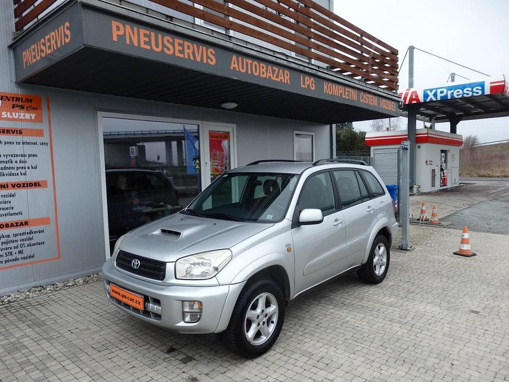 Toyota RAV4 2.0 D-4D 85 kW KLIMA, 4x4