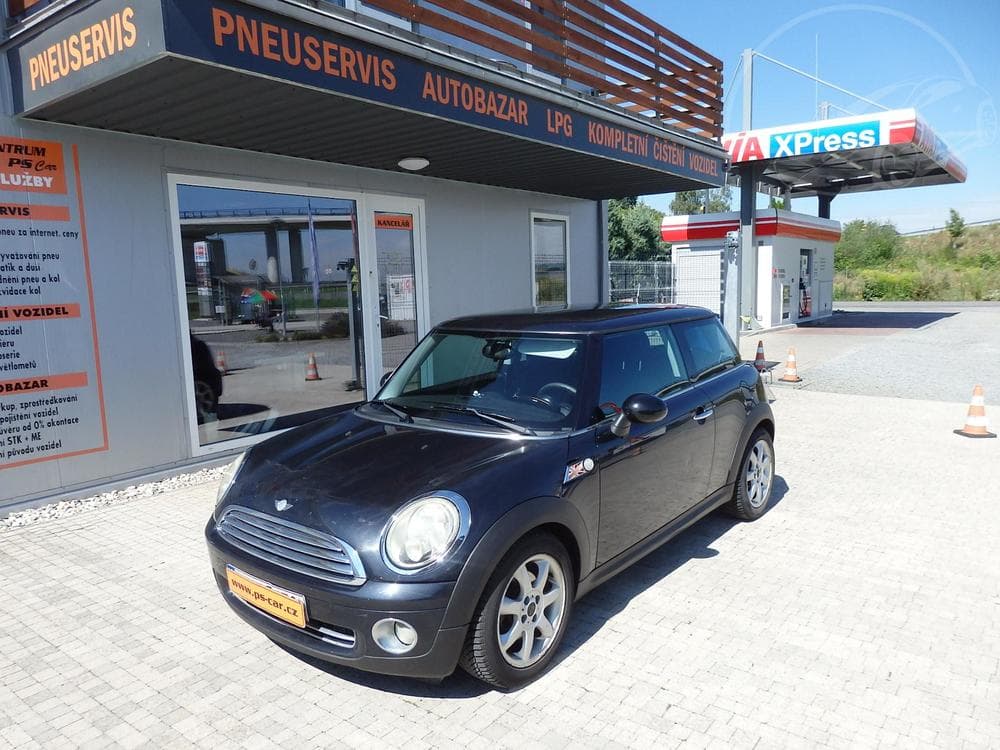 Mini One 1.4i ASR, KLIMATIZACE