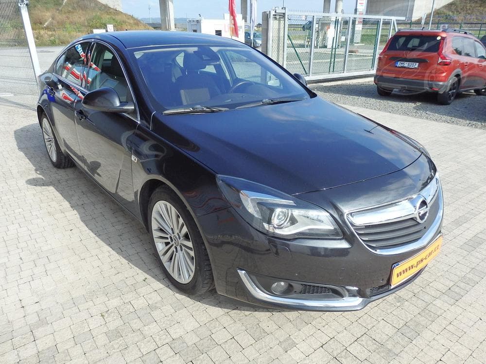 2016 Opel Insignia - 3