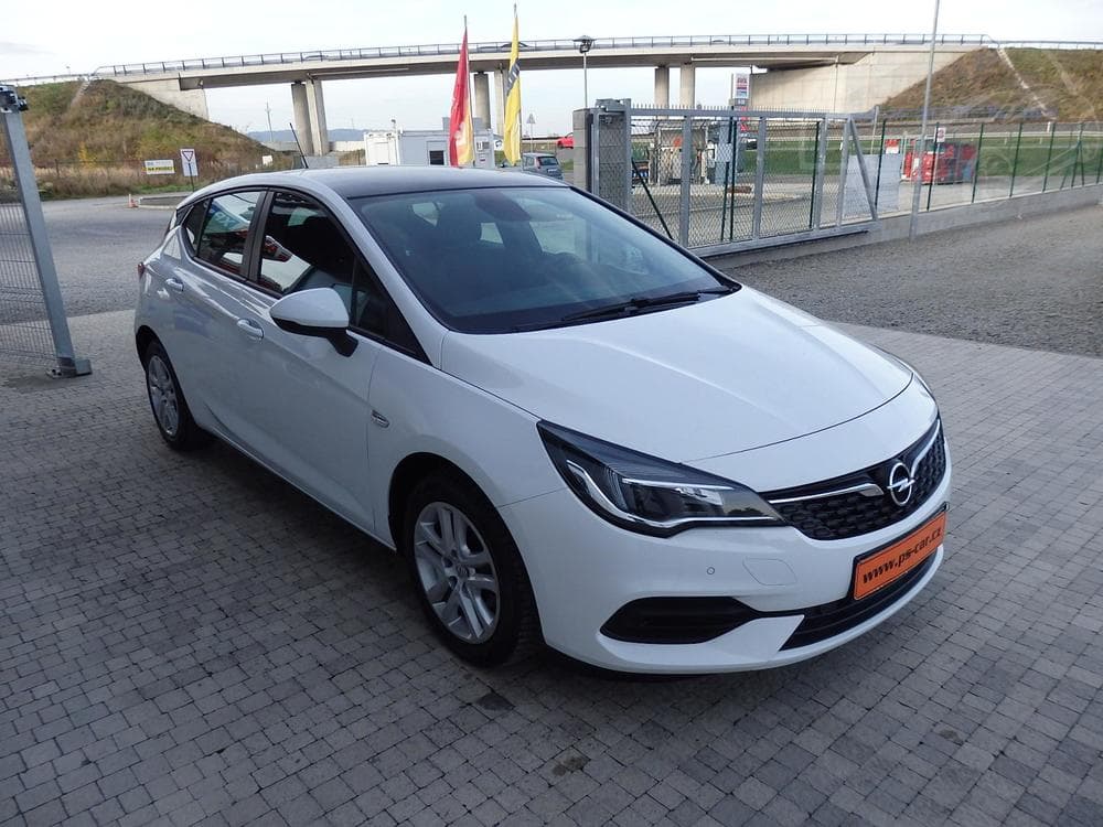 2020 Opel Astra - 3